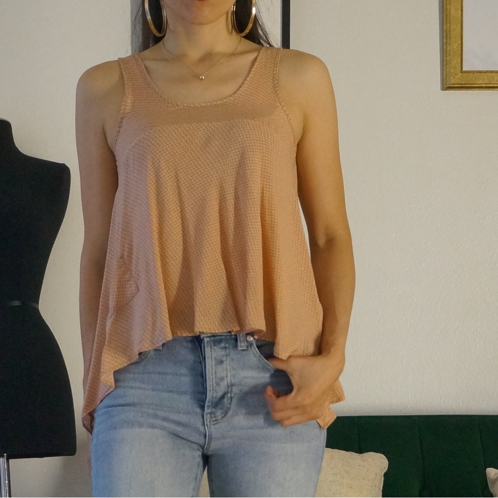 Pink & Taupe Color Asymmetrical Hem Sleeveless Top